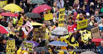 Tory MP Lee Anderson criticised for telling anti-monarchy protesters to ’emigrate’