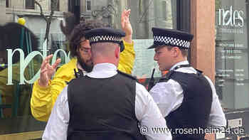 Krönung von König Charles III.: Festnahmen bei Anti-Monarchie-Demo – Polizei äußert sich