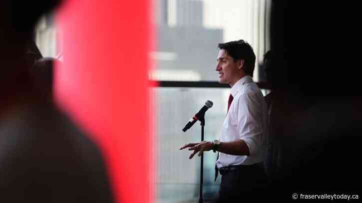 Government still investigating why threats against Chong not passed up to cabinet