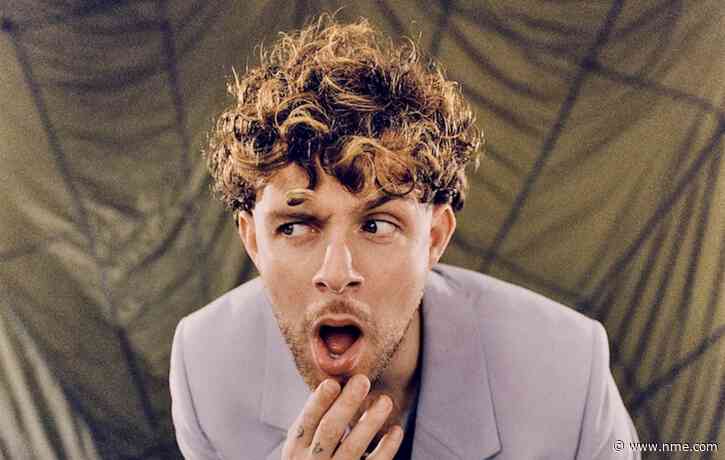 Listen to Tom Grennan’s danceable new single ‘How Does It Feel’