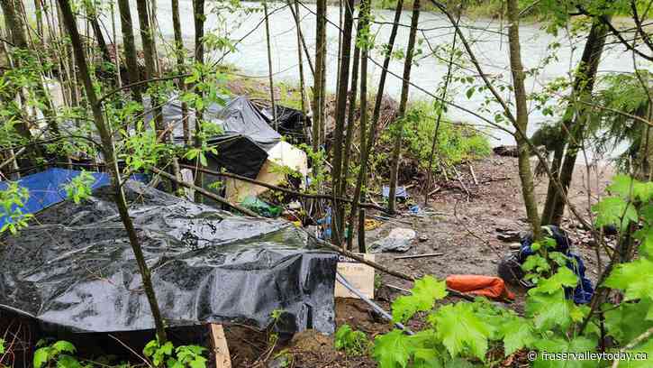 Rising waters likely to send debris from Chilliwack homeless camp into nearby river