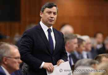 Government still investigating why threats against Chong not passed up to cabinet