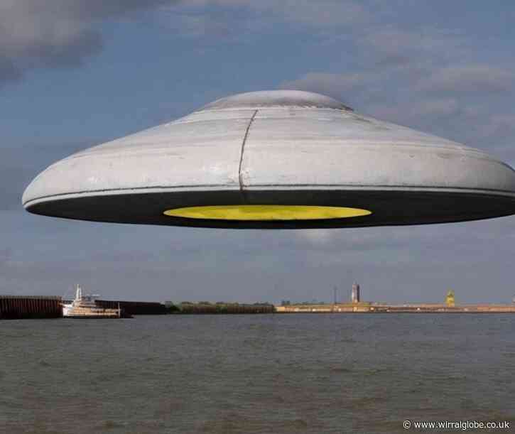 Tom Slemen's Haunted Wirral: Strange craft in our skies