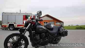 Motorradfahrer kommt alleinbeteiligt zu Sturz