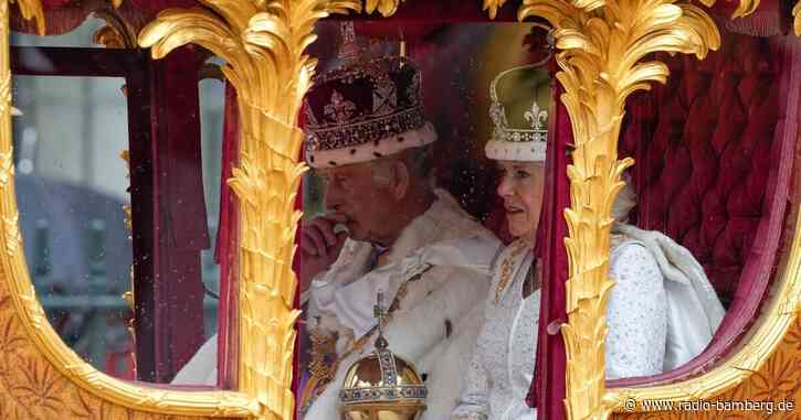 Lippenleser: Charles meckert über Unpünktlichkeit