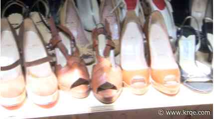 Singer Jewel cleans out closet to help kids in Navajo Nation