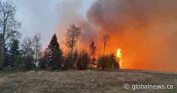 City of Calgary plans to open reception centre for wildfire evacuees