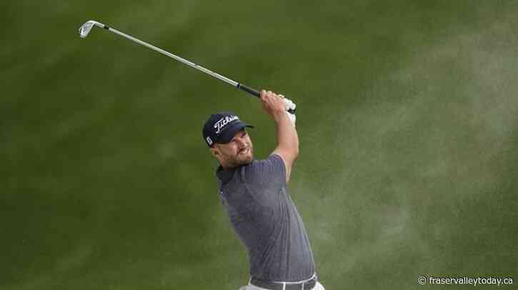 Clark holds off Schauffele for first PGA win at Wells Fargo