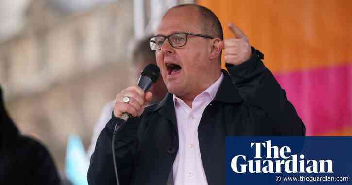 Callling for company bosses to get a pay rise is obscene | Letter