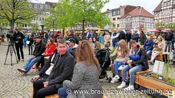 Peine hat neue Möbel und eine offene Marktplatz-Bühne