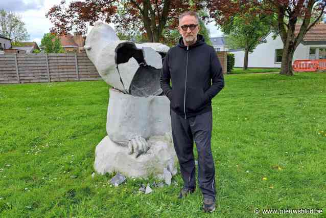 Johan (69) verbijsterd nadat jongeren standbeeld vernielen met kasseien: “Dit valt wellicht niet meer te herstellen”