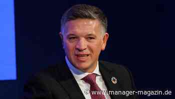 Michel Doukeris: Brauereikonzern-Chef distanziert sich von Werbung durch Transgender-Influencerin Dylan Mulvaney