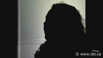 Asylum seekers bused to New Brunswick left struggling to find help