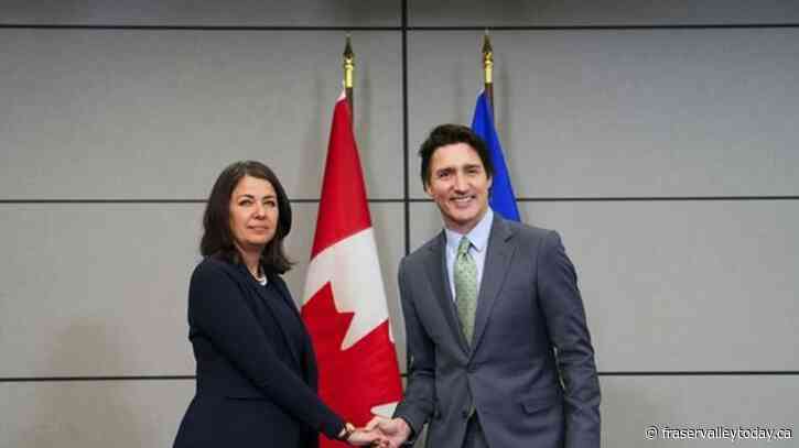 Alberta Premier Danielle Smith to provide update on provincial wildfire situation