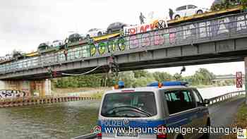Politaktivist in Wolfsburg: VW soll Straßenbahnen bauen