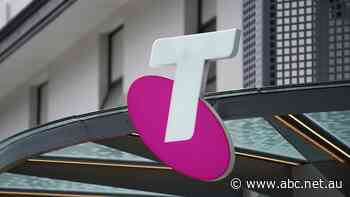 Telstra mobile phone users hit with outage