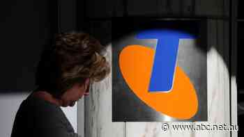 Turning airplane mode on and off may fix outage, Telstra tells mobile users