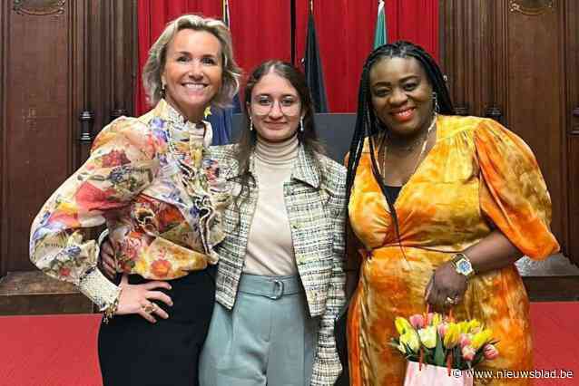Zakia wint Young Women in Public Affairs Award