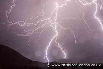 London weather: Met Office issues warning for thunderstorms