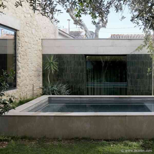 Green tiles line Maison Jericho extension in Marseille
