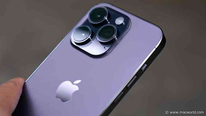 Apple will reportedly launch the largest iPhone ever next year
