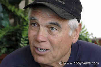 Former CFL, NFL quarterback Joe Kapp dead at age of 85