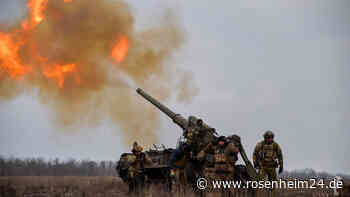 Verluste im Ukraine-Krieg: Kiew bombardiert „Truppenansammlungen“ - Reporter stirbt in russischem Feuer