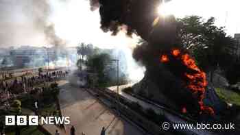 Imran Khan: Mass protests across Pakistan after ex-PM arrest