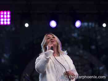 Jann Arden plans August return to Saskatoon