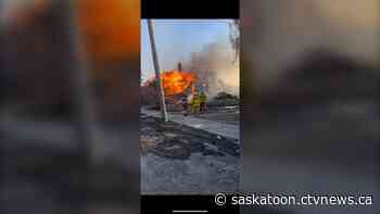 Sask. community unites to battle fast-moving fire