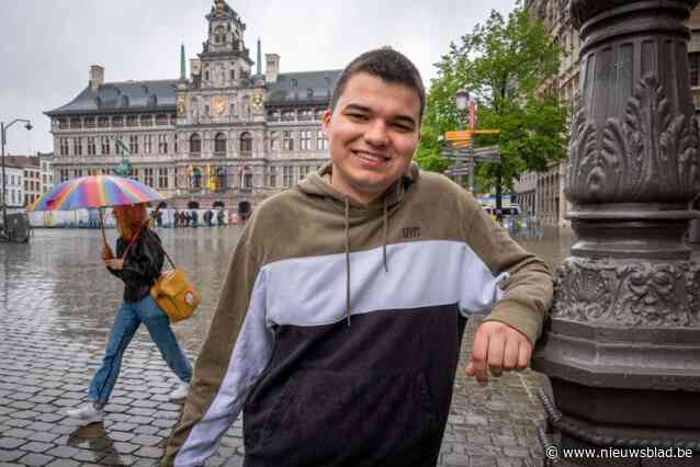 Elvir (23) een van kanshebbers op fictiereeks bij Streamz: “Een vuilnisvrouw die moorden pleegt als bijberoep, voor dat idee vielen ze meteen”