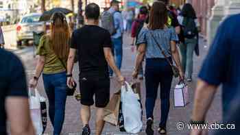 U.S. inflation rate cools to 4.9% but consumer prices still stubbornly high