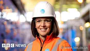 Water firm bosses forgo bonuses over poor service