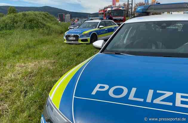 POL-PDNW: Drei Personen bei Verkehrsunfall verletzt