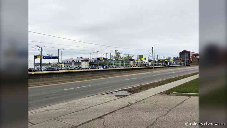 Man in custody following stabbing on CTrain platform