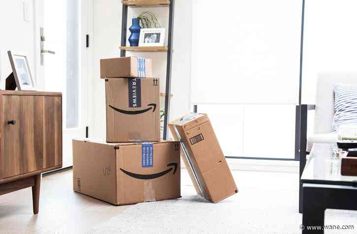 Amazon offers Prime shoppers $10 if they opt for pickup