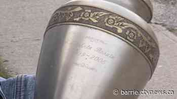 Barrie, Ont. woman's mission to reunite family with loved one's ashes after finding urn