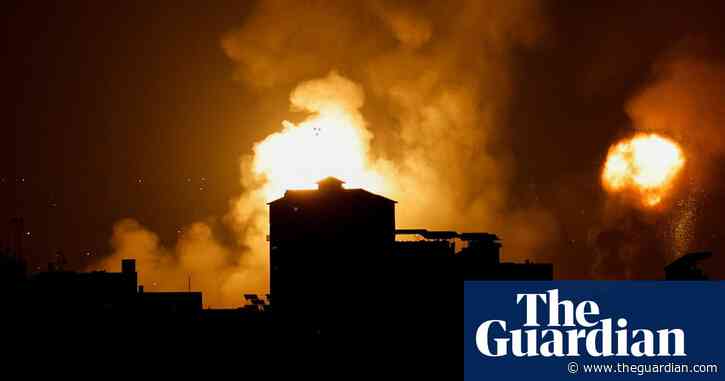 Israel bombs Gaza Strip, killing three Islamic Jihad leaders and nine civilians