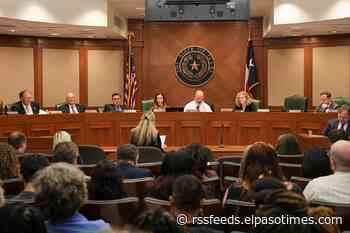 Texas House panel wants to keep tenure in colleges, bucking Senate proposal. Here's why.