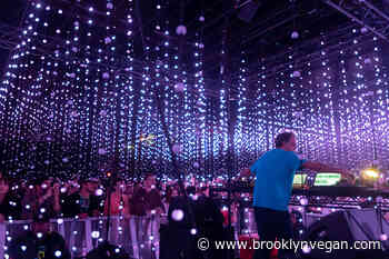 Four Tet dazzled at Avant Gardner night 1 with Squidsoup lighting (review, pics, video, setlist)