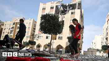 Israeli strike kills top rocket commander in Gaza as fighting continues