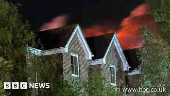 Gosport: Four taken to hospital after suspicious fire at block of flats