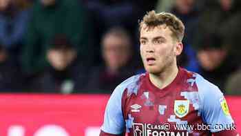 Jordan Beyer: Burnley sign Borussia Monchengladbach defender on permanent deal