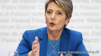 Karin Keller-Sutter macht ironischen Vergleich zwischen der Politik und Hundearten