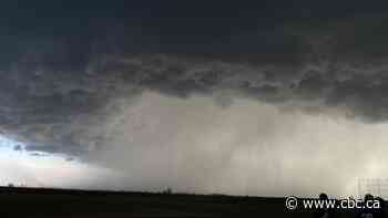 Brief, heavy storm drills southern Manitoba with rain and hail