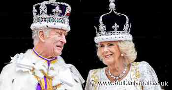 King Charles made 7 word moan to Camilla on Buckingham Palace balcony