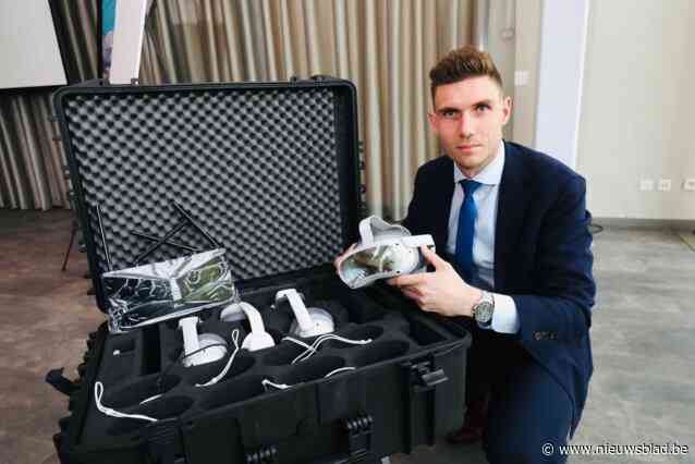 Schooldirecteurs maken kennis met VR-brillen en andere nieuwe technologie: “Je kan een kernreactor bezoeken zonder dat je erheen moet”