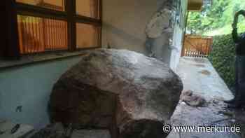 Erdrutsche in Südtirol: Zwei-Tonnen-Fels donnert fast in Kindergarten