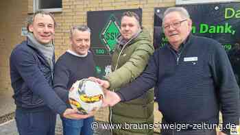 SSV-Boss Adamczyk stellt schon Sekt und Bier kalt im Fanbus