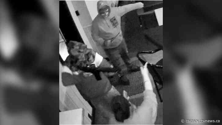Innisfail RCMP release photos of suspects in bar robbery